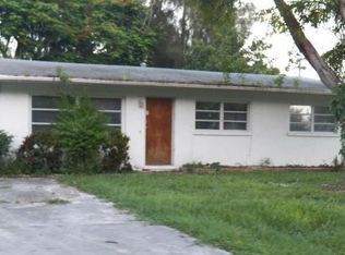 5611 18th St W, Bradenton, FL 34207