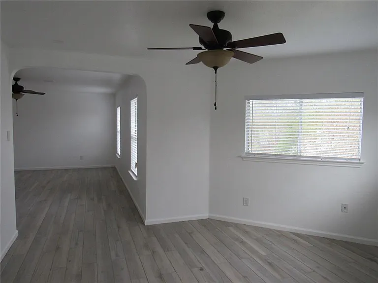 2107 Deer Creek Trl — Photo 13