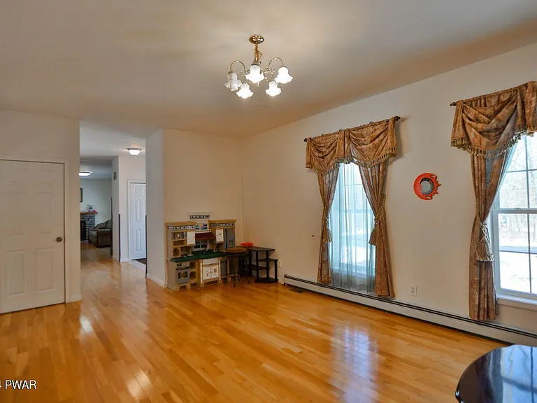 110 Stallion Dr — Photo 206