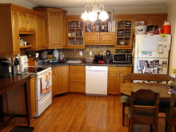 2nd image of 3205 Deer Ridge Rd