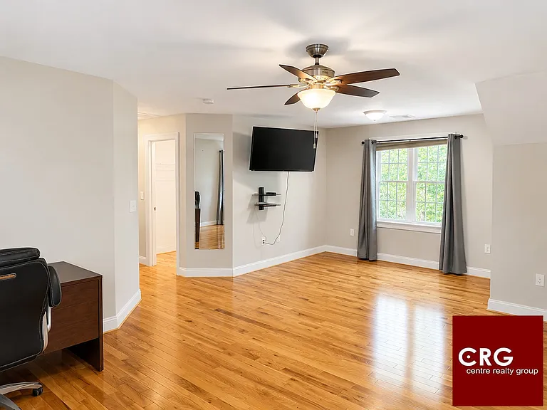 21 Pleasant St — Photo 11