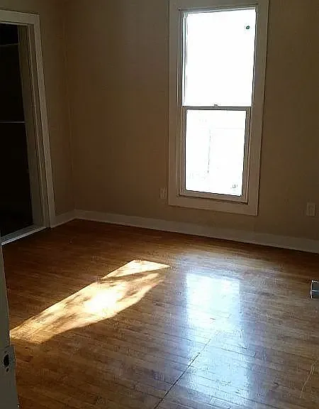 706 University Blvd #1-2 — Photo 6