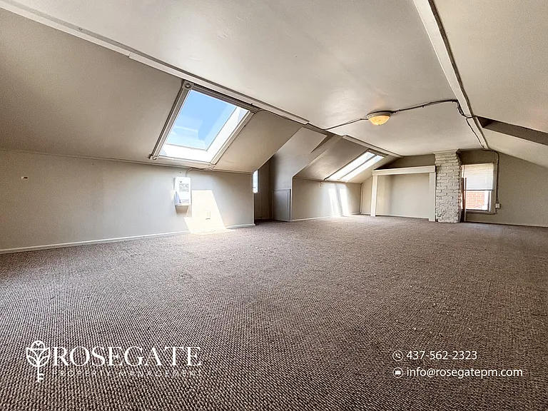 47 Gowan St #B — Photo 18