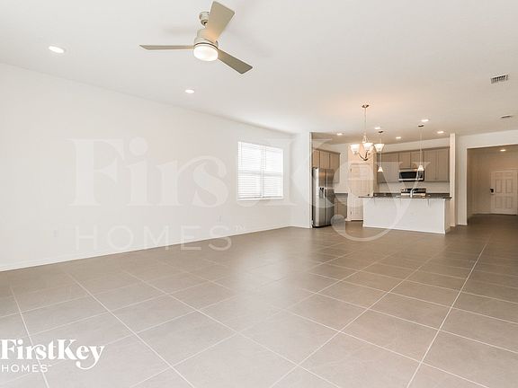 2nd image of 113 Windsor Reserve Dr