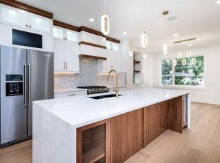 105 E Hartford Rd NW, Calgary, AB T2K2A7