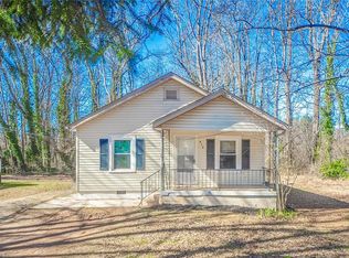 912 Patton St, Graham, NC 27253