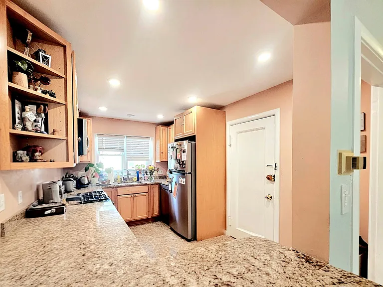 5 Alton Ct #6 — Photo 3