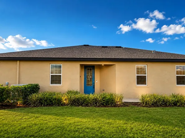 5208 Jovial Ct, Fort Pierce, FL 34947