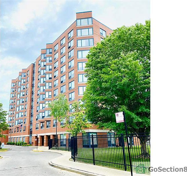 1st image of 7450 N Rogers Ave APT 608