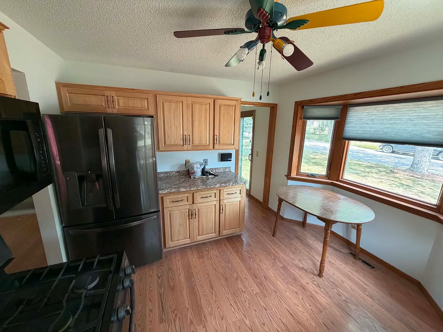3 bed, 2000 sqft, $2,950 — Photo 1