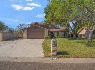 1004 Eden Ln, Laredo, TX 78045