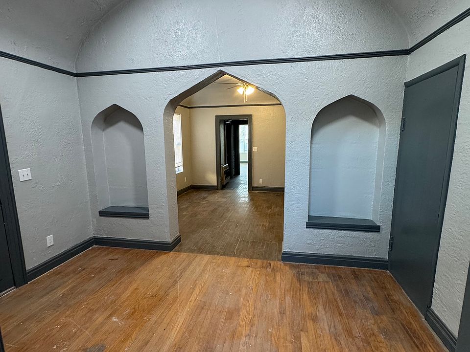 1st image of 2524 NW 16th St #2524