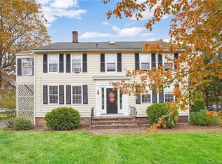 168 Bridge St #1, Suffield, CT 06078