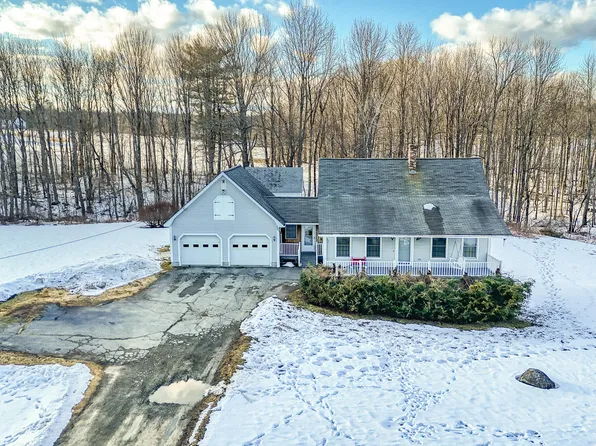 60 Alfalfa Road, Sidney, ME 04330