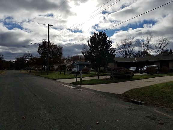 5th image of 5315 Blaine Ave SE