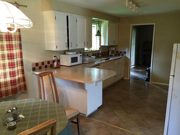 4th image of 9217 Baring Way