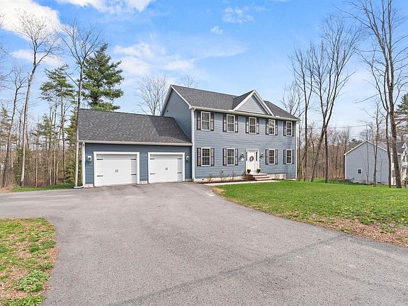 4th image of 303 Derry Road