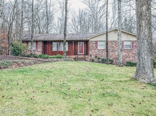 132 Connors Dr, Oak Ridge, TN 37830