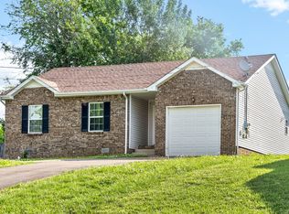 338 Brook Mead Dr, Clarksville, TN