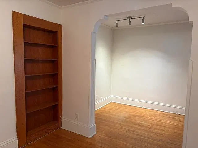 1 bed, 851 sqft, $1,570 — Photo 2