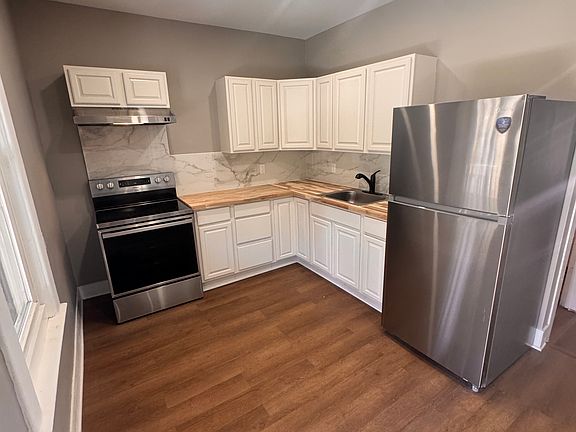 2nd image of 442 Hudson Ave APT 1