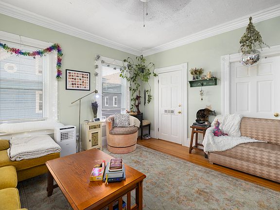 2nd image of 56 Barton St #2