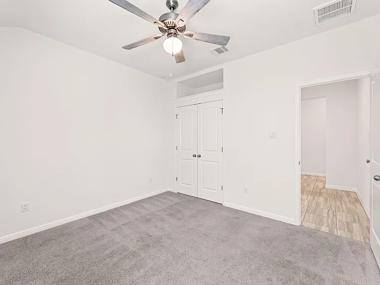 109 Finstown St — Photo 15