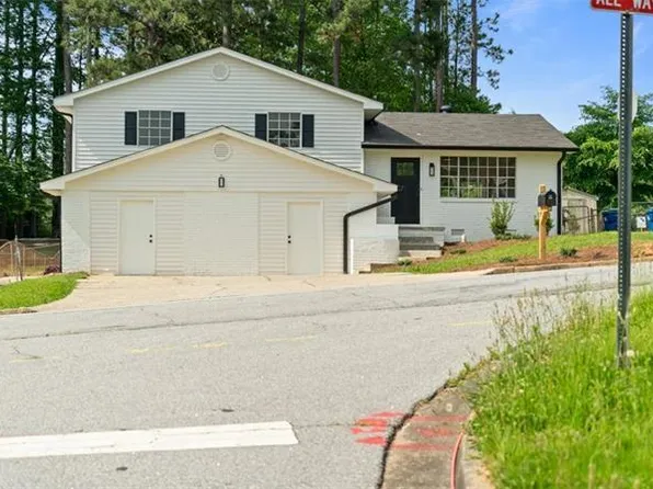 3735 Benchmark Dr, Atlanta, GA 30349