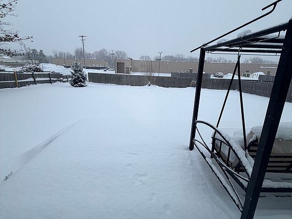4th image of 6178 Wynmoor Dr