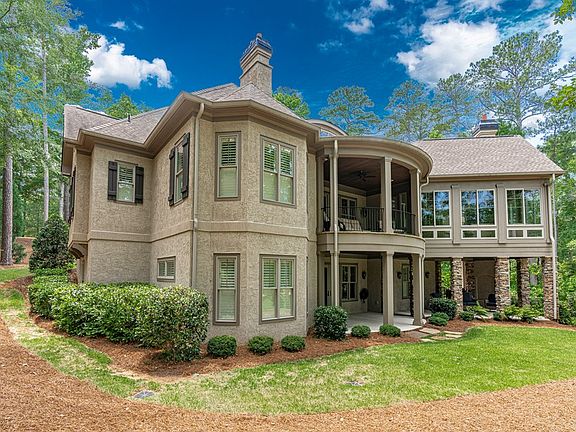3rd image of 1031 Wrayswood Cir