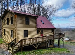 46 Moss Dr, Marble, NC 28905