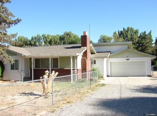 10 Mason Rd, Mason Valley, NV 89447