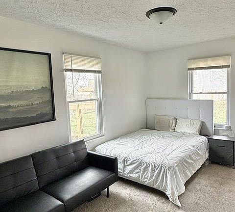 5th image of 1124 Comanche Dr