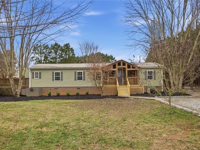 9124 W Oak Hwy, Seneca, SC, 29678