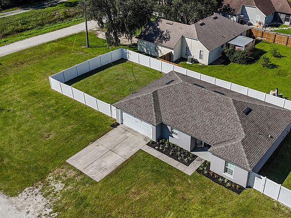 2nd image of 2655 Laurel Rd
