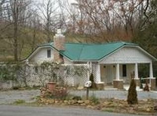 106 Jess Jarrett Rd, Roan Mountain, TN 37687