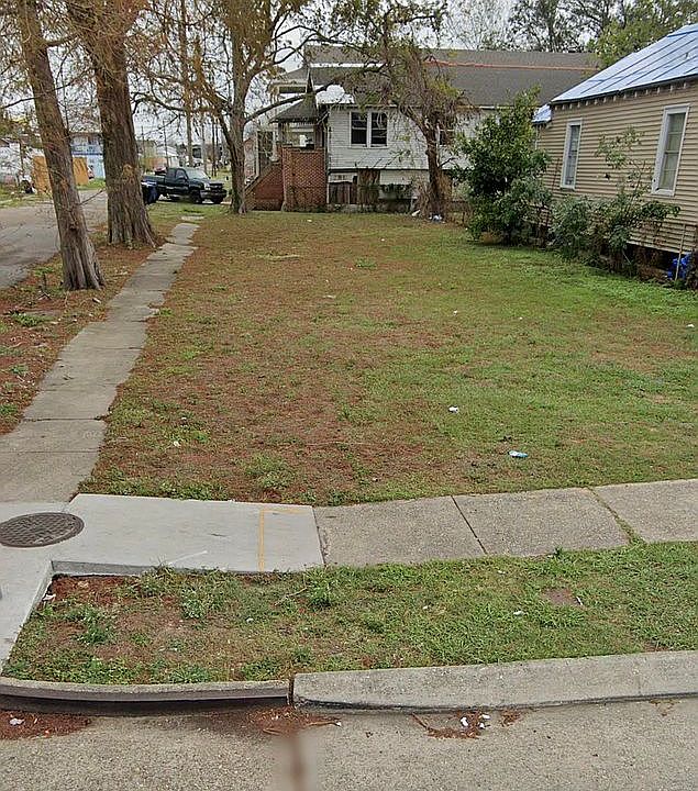 1st image of 2339 Saint Anthony St