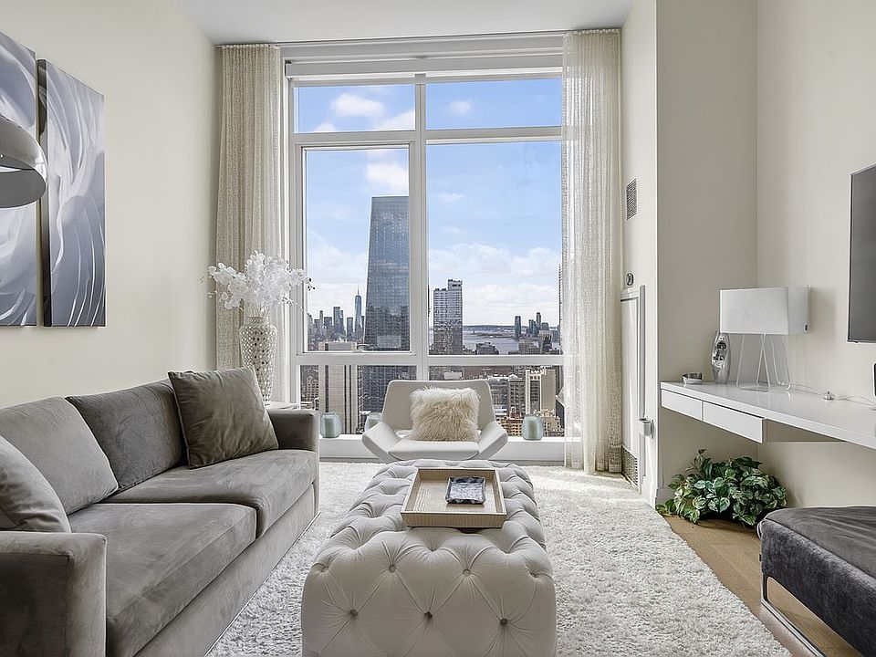 1st image of 460 W 42nd St APT 53G