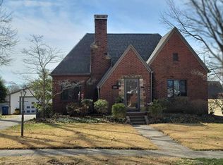 2515 Oak St, Terre Haute, IN 47803