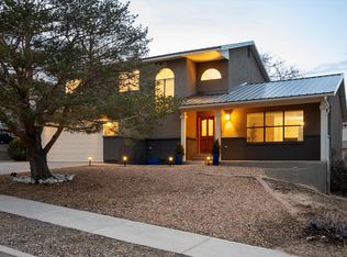 4517 Palmyra Ave NW, Albuquerque, NM 87114