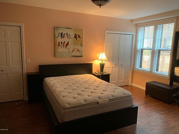 4th image of 471 W South St APT 406