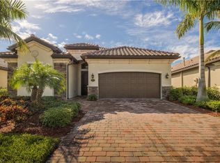 2947 Aviamar Cir, Naples, FL 34114