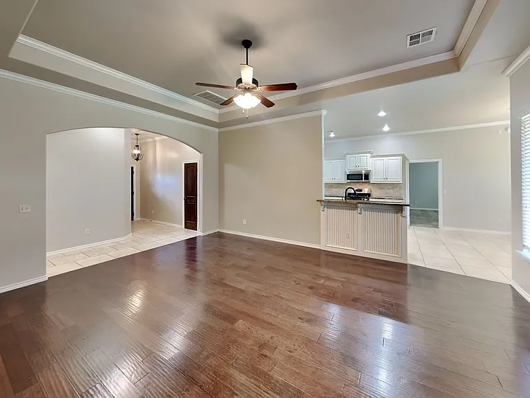 725 Dusty Trl — Photo 6