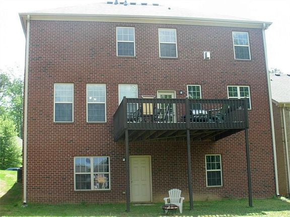 2nd image of 548 Garden View Ct