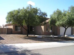 8234 N Equator Loop, Tucson, AZ 85741