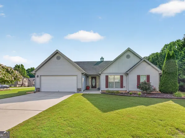 1411 Silvergate Way, Winder, GA 30680