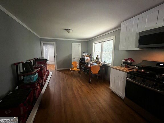 4th image of 139 Anita Pl SE