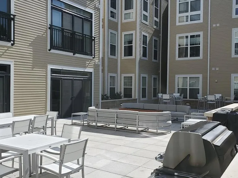 989 S Buchanan St #211 — Photo 11