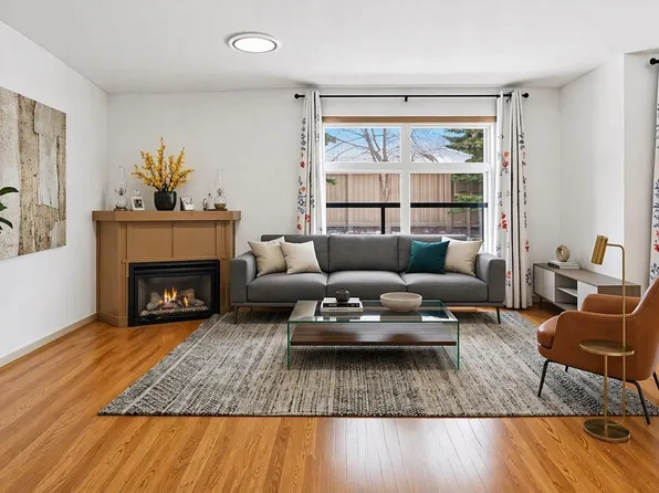 11603 Ellerslie Rd SW #121, Edmonton, AB T6W 0J3