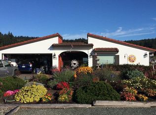 2197 Mariner Beach Dr, Oak Harbor, WA 98277